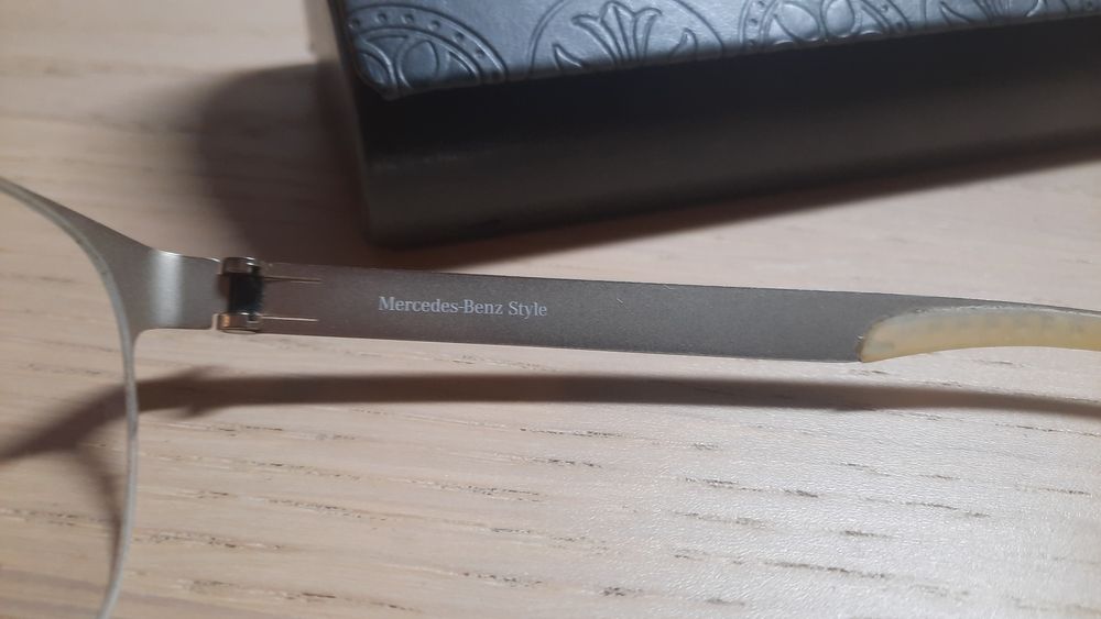 Óculos Mercedes-Benz style