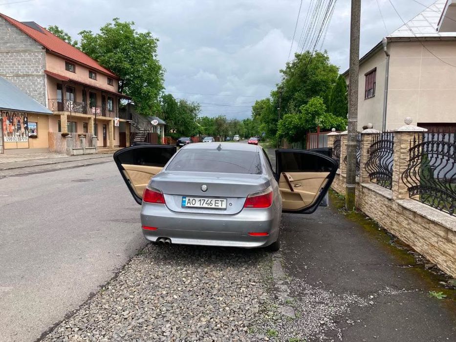 Продам авто БМВ Е60