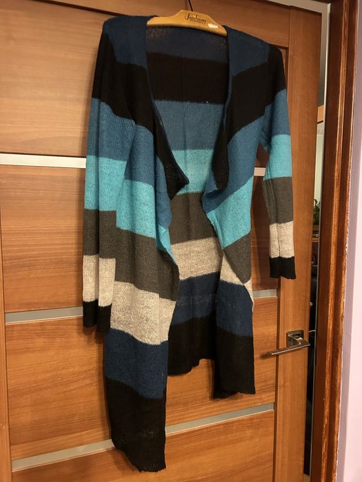 Lekki sweterek w pasy