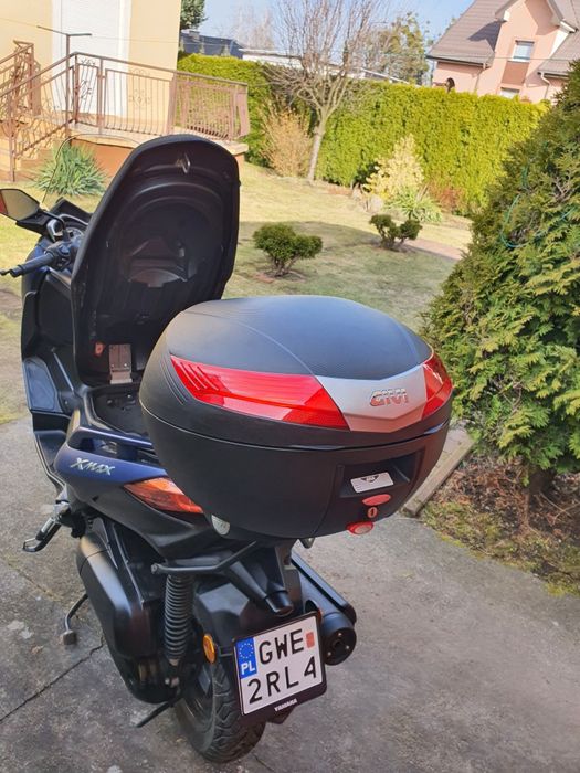 Yamaha X-max 125