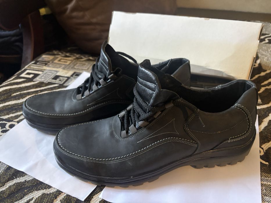 Чоловічі туфлі розмір 48 (30,5 см) нові