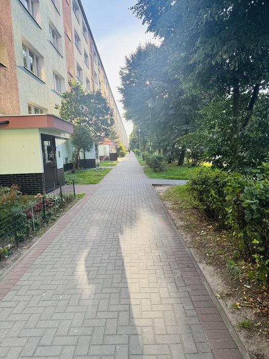 2 pokoje na Osiedlu Zachód 1 piętro  42 m