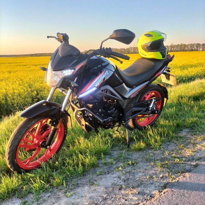 Мотоцикл Viper v200b (zs200-3)