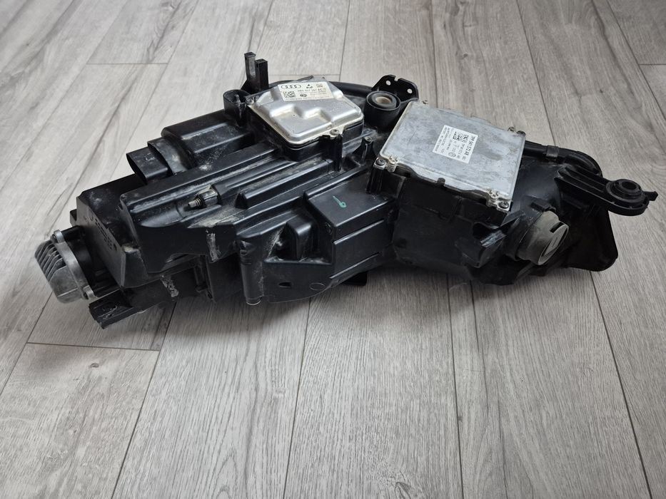 Фара права Audi A4 B9 Full Led 2016-2019 USA