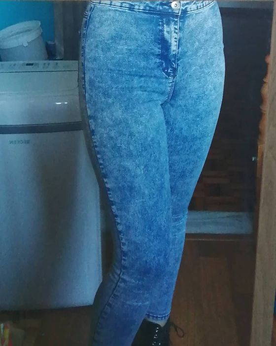 Vendo calças Primark