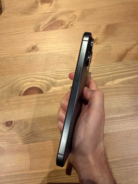 iPhone 15 Pro Max 256 Gb preto em perfeito estado, factura e garantia