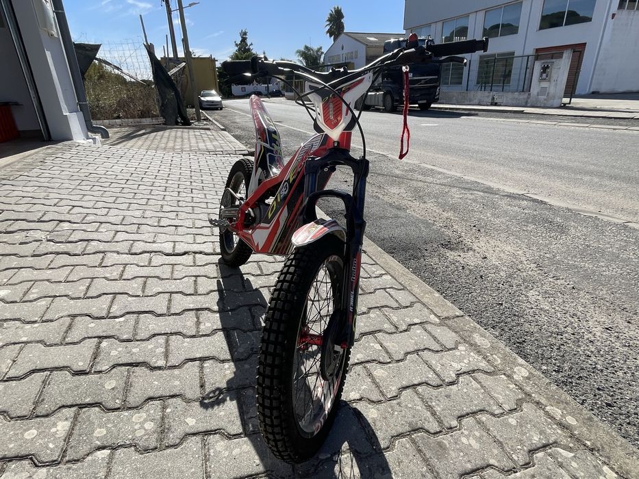 TRRS eletrica kids roda 20