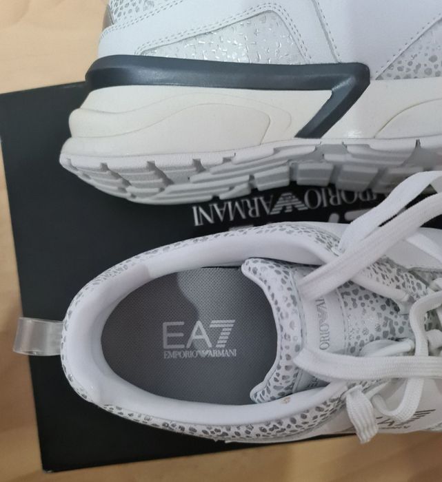 Snakersy emporio armani.