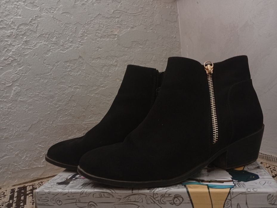 Ботінки осінь весна