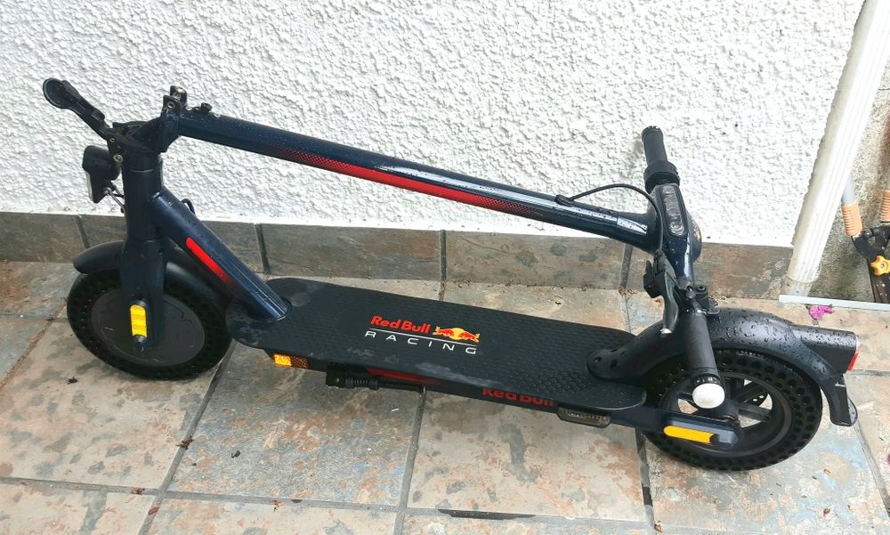Trotinete eletrica Red Bull teen