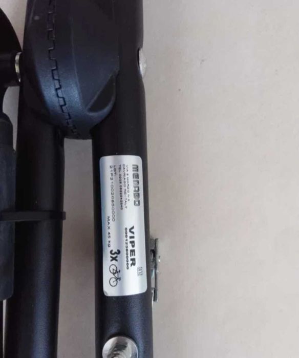 Suporte de bicicletas novo para automóvel - Menabo Viper.