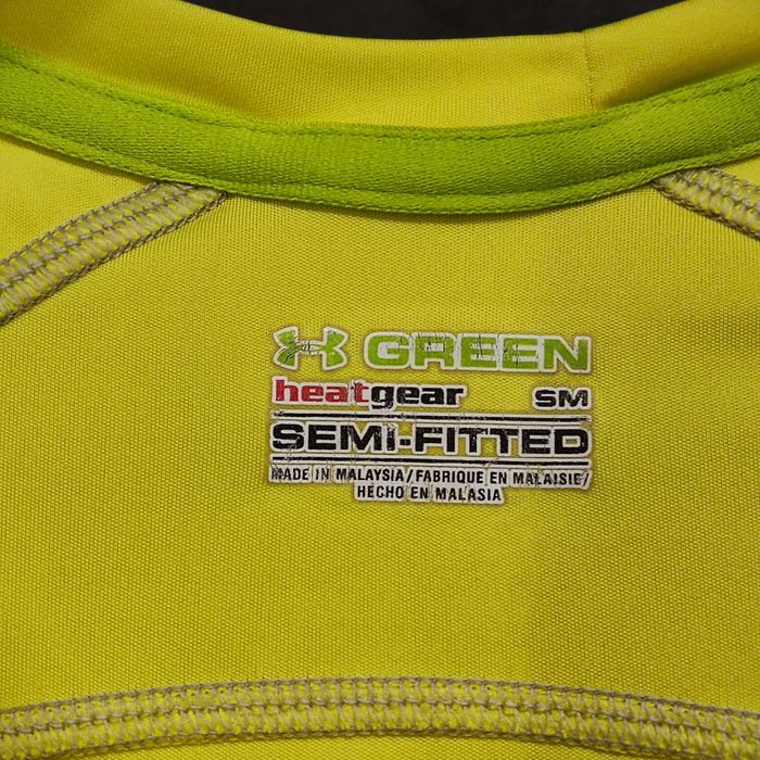 Under Armour HeatGear – SM – neonowa koszulka treningowa – stan bardzo dobry