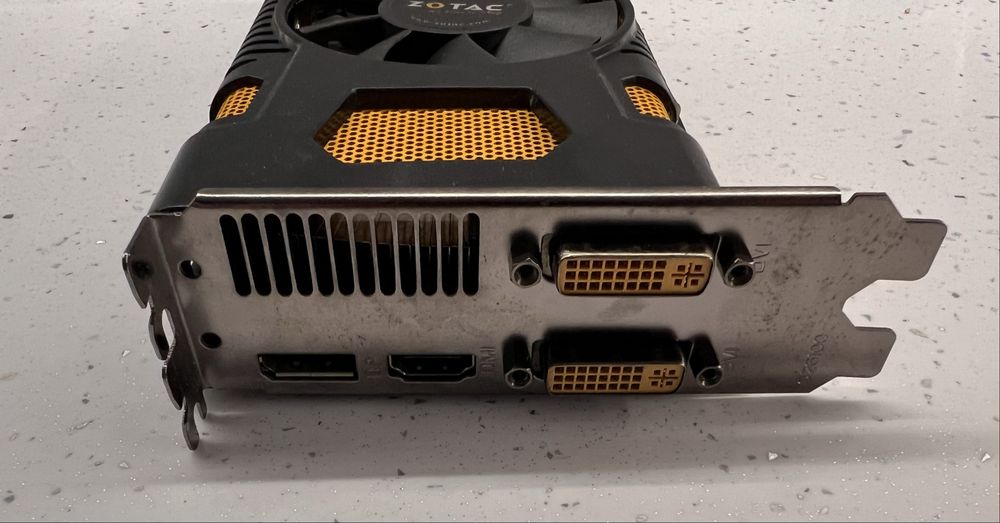 Zotac GTX 570 1280MB 320bit – робоча, не майнилась, не ремонтувалась