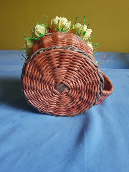 Wiklina papierowa.Filiżanka