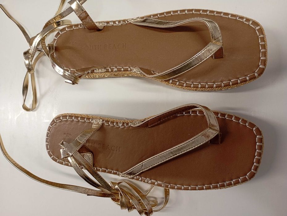 Buty letnie wiązane 38