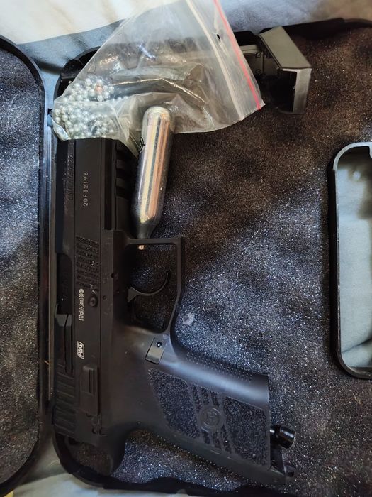 Pudełko na pistolet