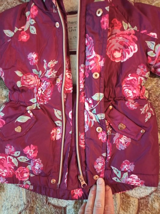 Курточка дівчача