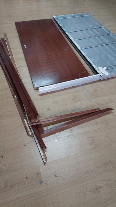 Cassete para Pladur e porta mogno 0,80mx2m  com guarnições e aros