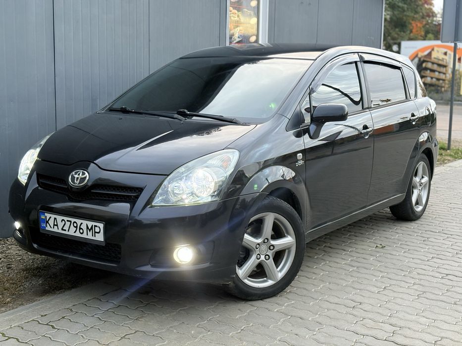Toyota Corola verso рідна фарба