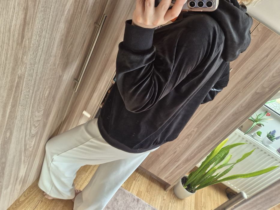 Bluza damska welurowa czarna Anya Madsen rozm.42