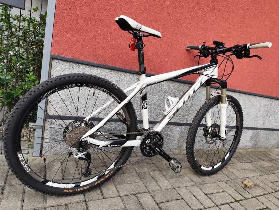 Scott scale 50 biały