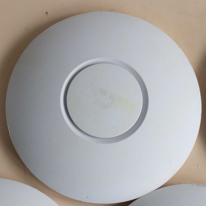 Дводіапазонна Wi-Fi точка доступу Ubiquiti UniFi UAP-nanoHD з ac-wave2