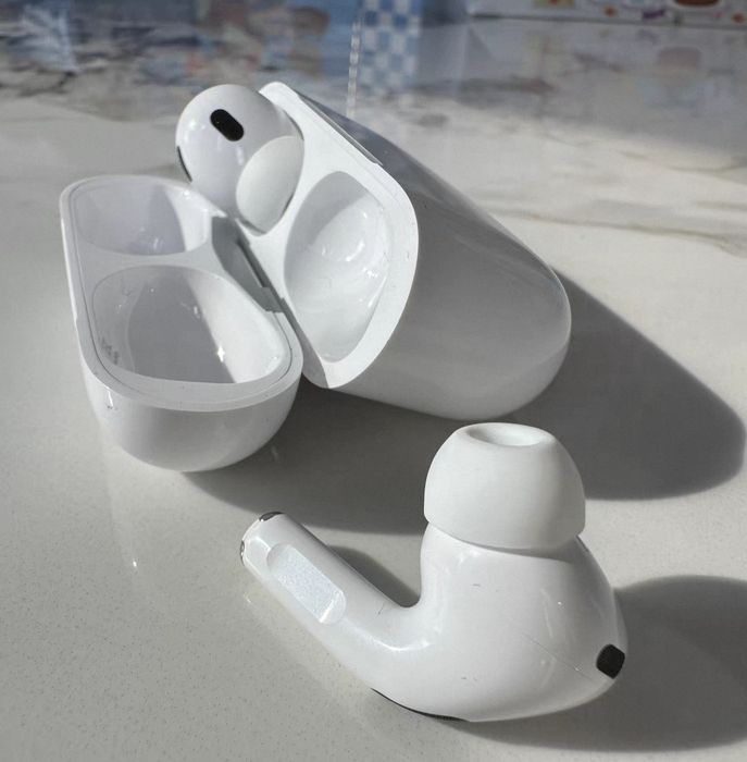 Навушники AirPods Pro 2 (2025 generation) / Беспроводные наушники