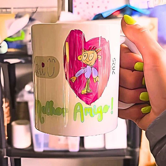 Canecas únicas com os desenhos das crianças – Prenda Personalizada