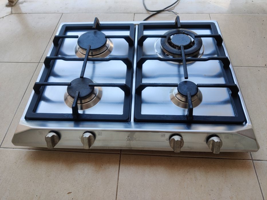Placa de Gás Teka 60 cm | 4 Queimadores | Inox | Grelhas em Ferro Fundido | Excelente Estado