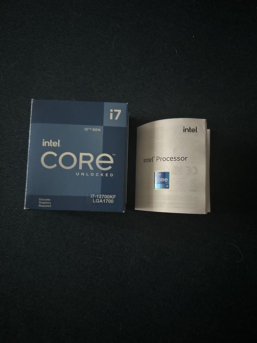 Процесор Intel Core i7-12700KF