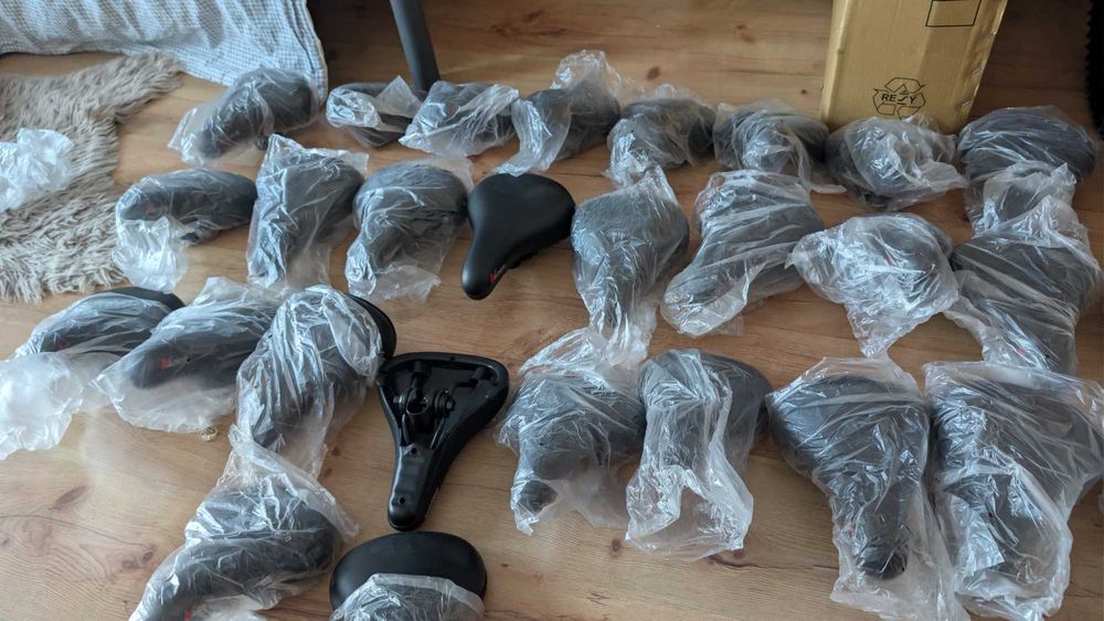 28x siodełko rowerowe Vader