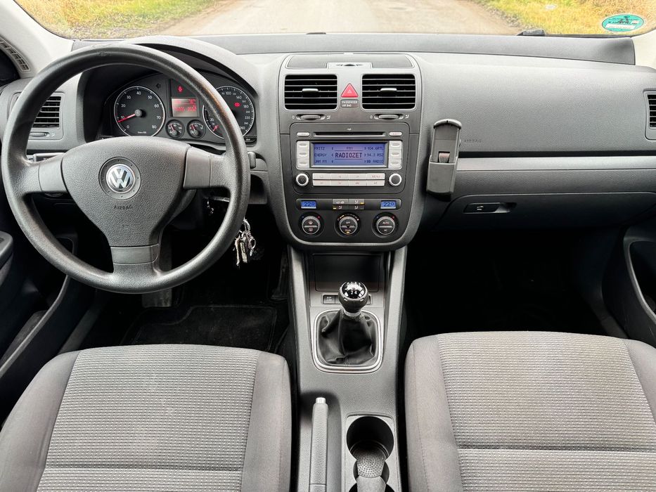 VW Golf V 1.6 MPI Idealny stan