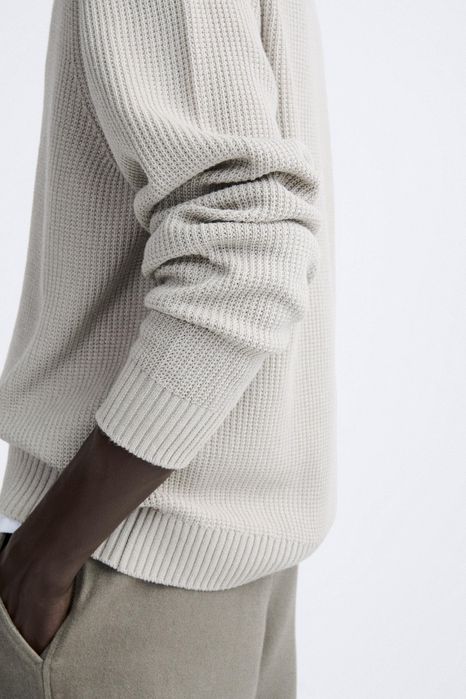 НОВИЙ З БІРКАМИ світло сірий светр ZARA чоловічий з блискавкою L