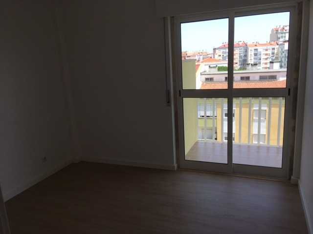 T3 AMADORA, Casal de São Brás, Totalmente Remodelado, A ESTREAR