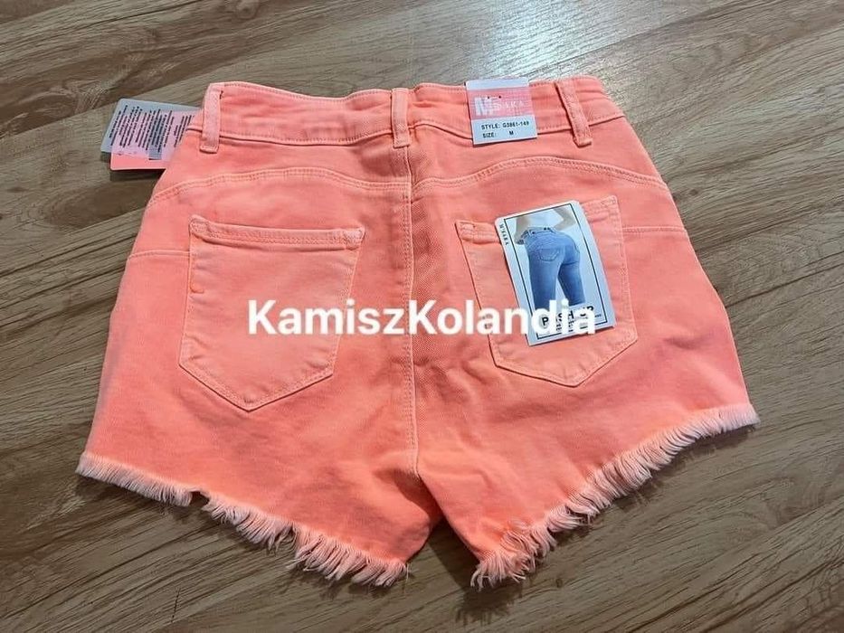 Spodenki M Sara topowy model