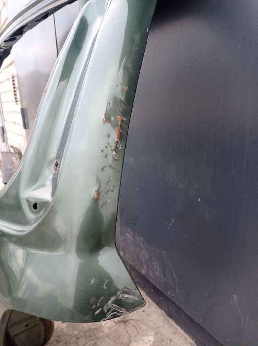 Ляда, кришка багажника Кіа Соренто 02-09 год.