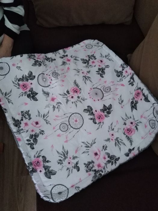 Rożek niemowlecy,kolderka i poduszka