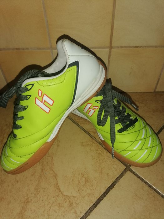 Halówki, buty halowe, huari 29