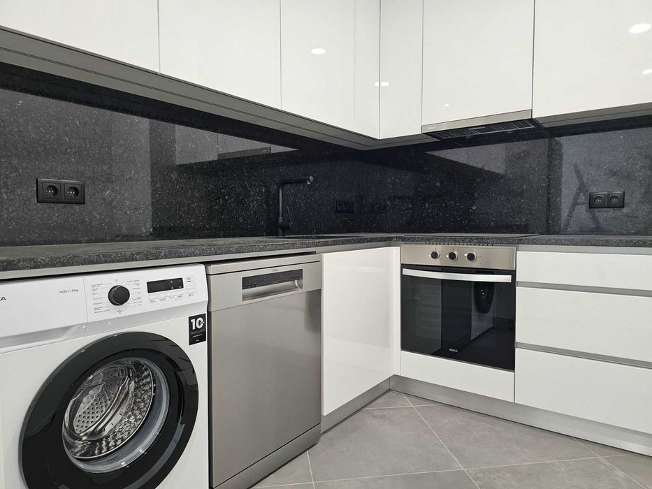 Apartamento T2+2 em Lobão, com 2 pisos