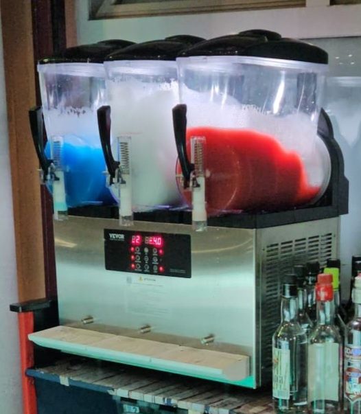 Maquina de Granizados Alugo ou Vendo