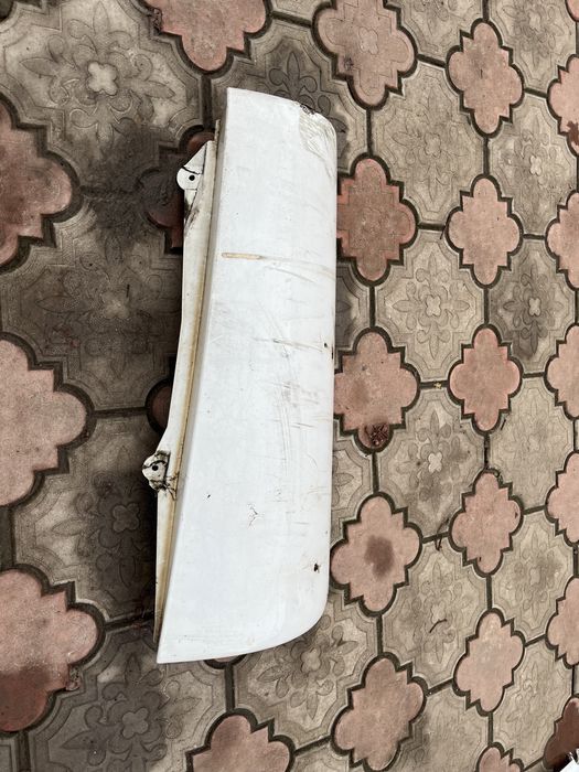 Запчастини Даф (ресничка під фару)