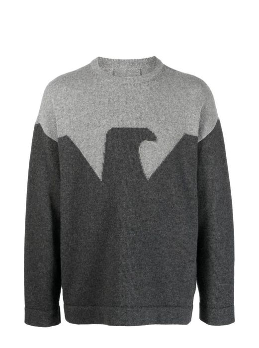 Nowy modny sweter