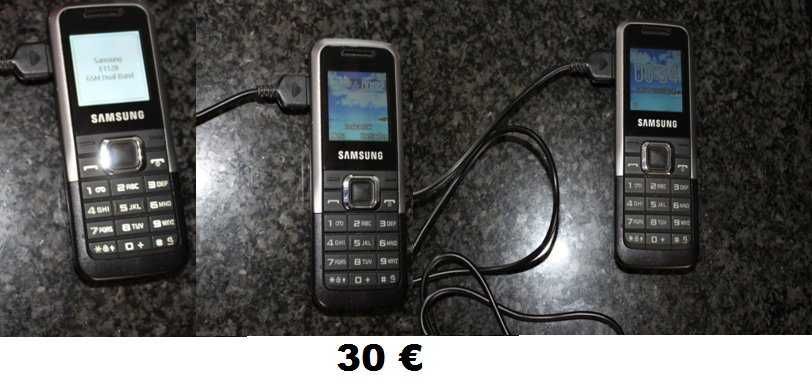 4 Telemóveis Vintáge.
Apenas Chamadas e Sms`s.