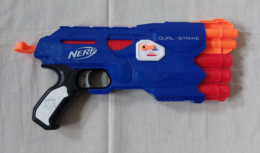 Nerf dual-strike