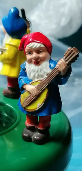 Caixa musica alemã anos 60