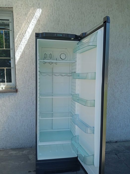 Chłodziarka Electrolux ERE34400X