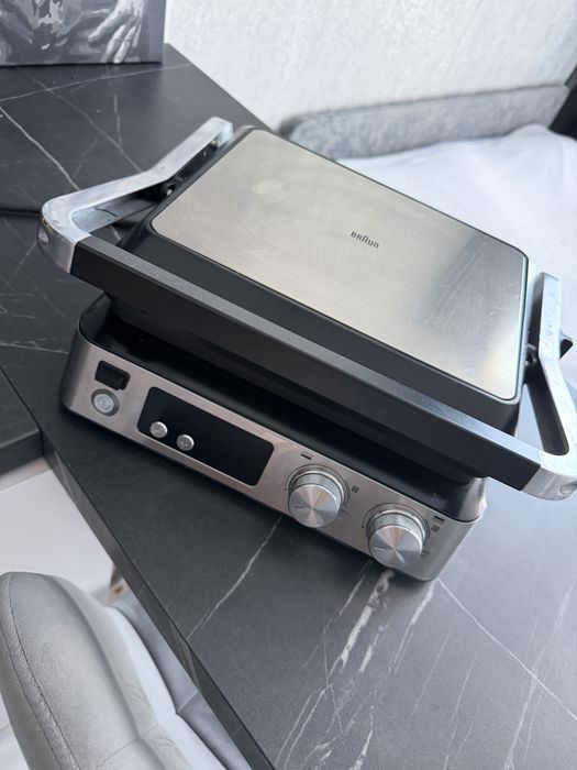 Продам гриль Braun 7
