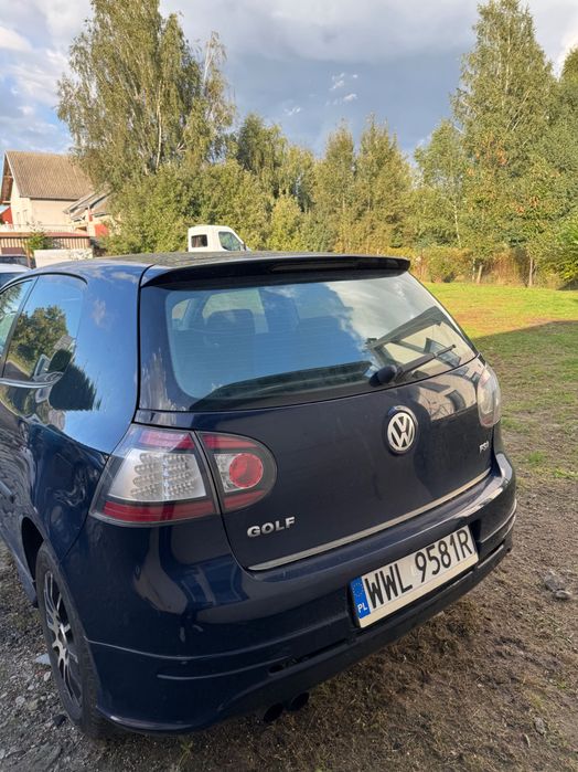 Volkswagen Golf V