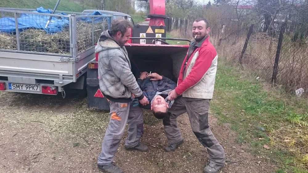 Rębak rembak spalinowy diesel tarczowy Skorpion 250 STD Teknamotor rozdrabniacz do gałęzi drewna biomasy odpadów  25cm 60KM , lub 280 SDB 45KM bębnowy