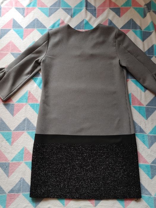 Sukienka elegancka r. 46